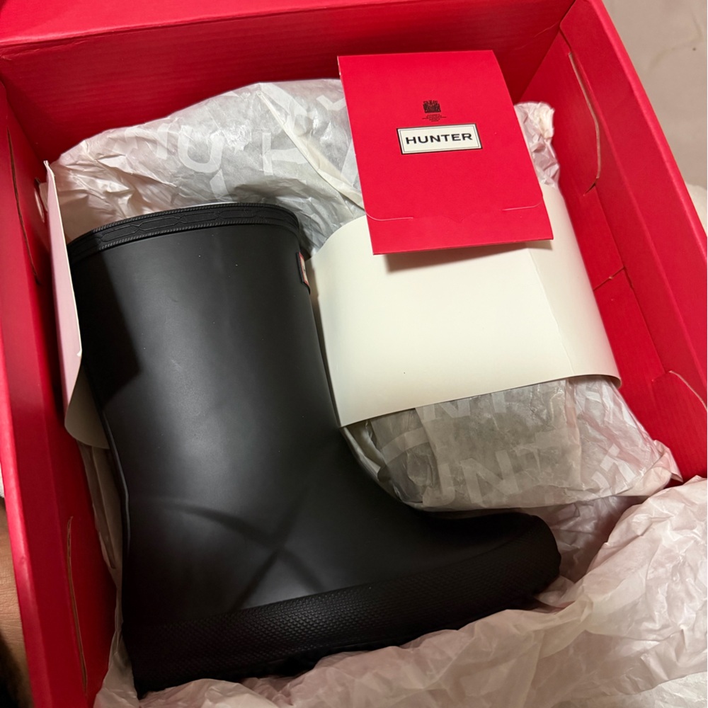Hunter black rain boots
